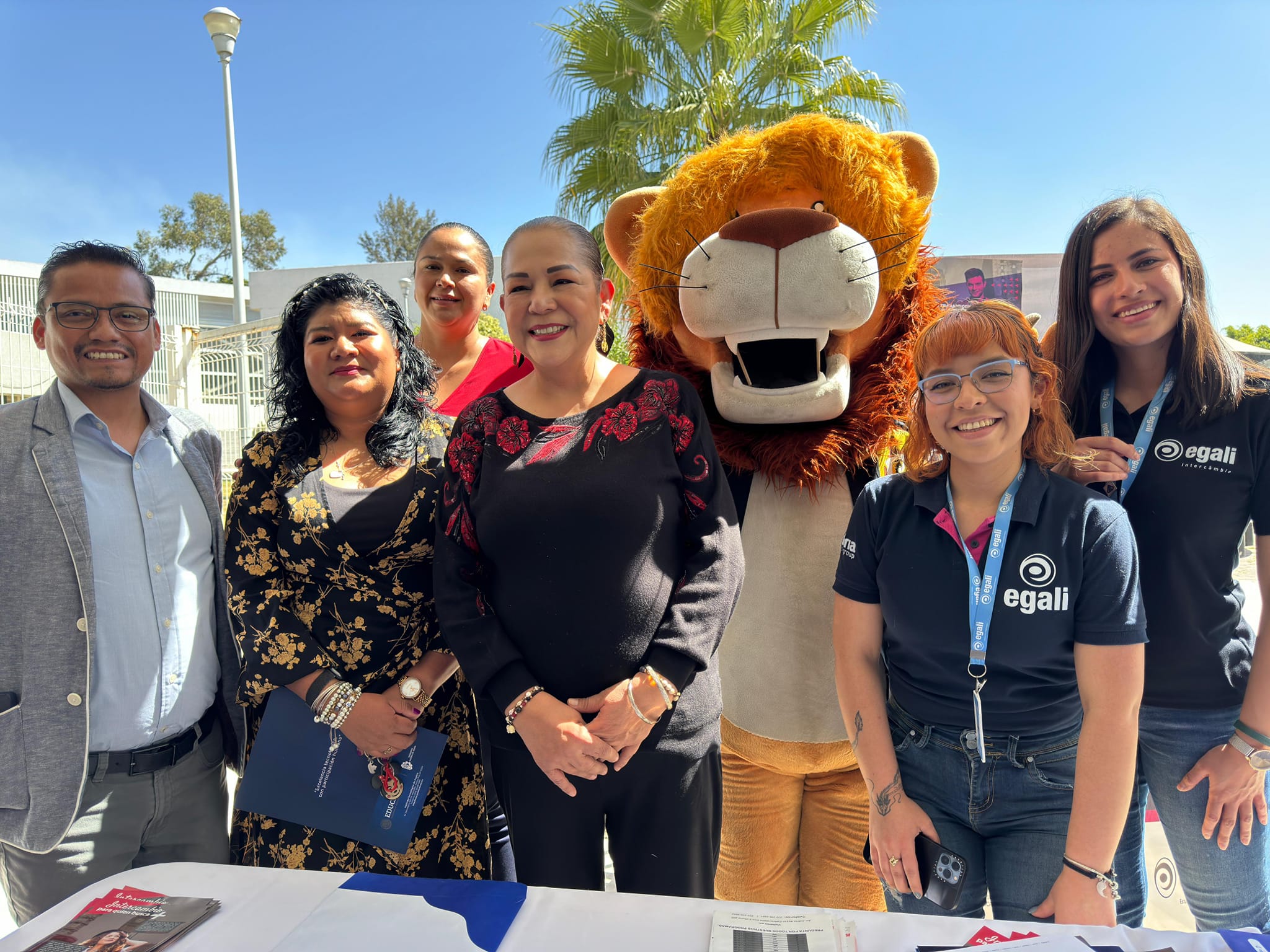 Hoy se llevó a cabo la inauguración del programa “Leonas y leones por el mundo”