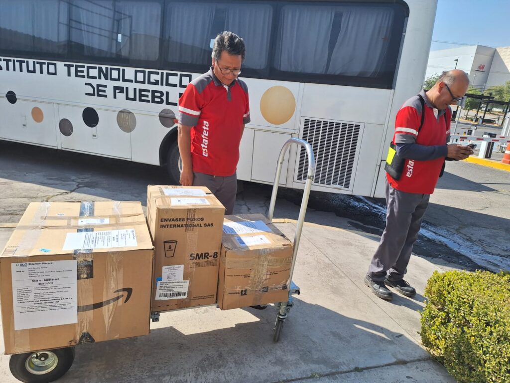 El #TecNMPuebla realiza entrega de material para su disposición final