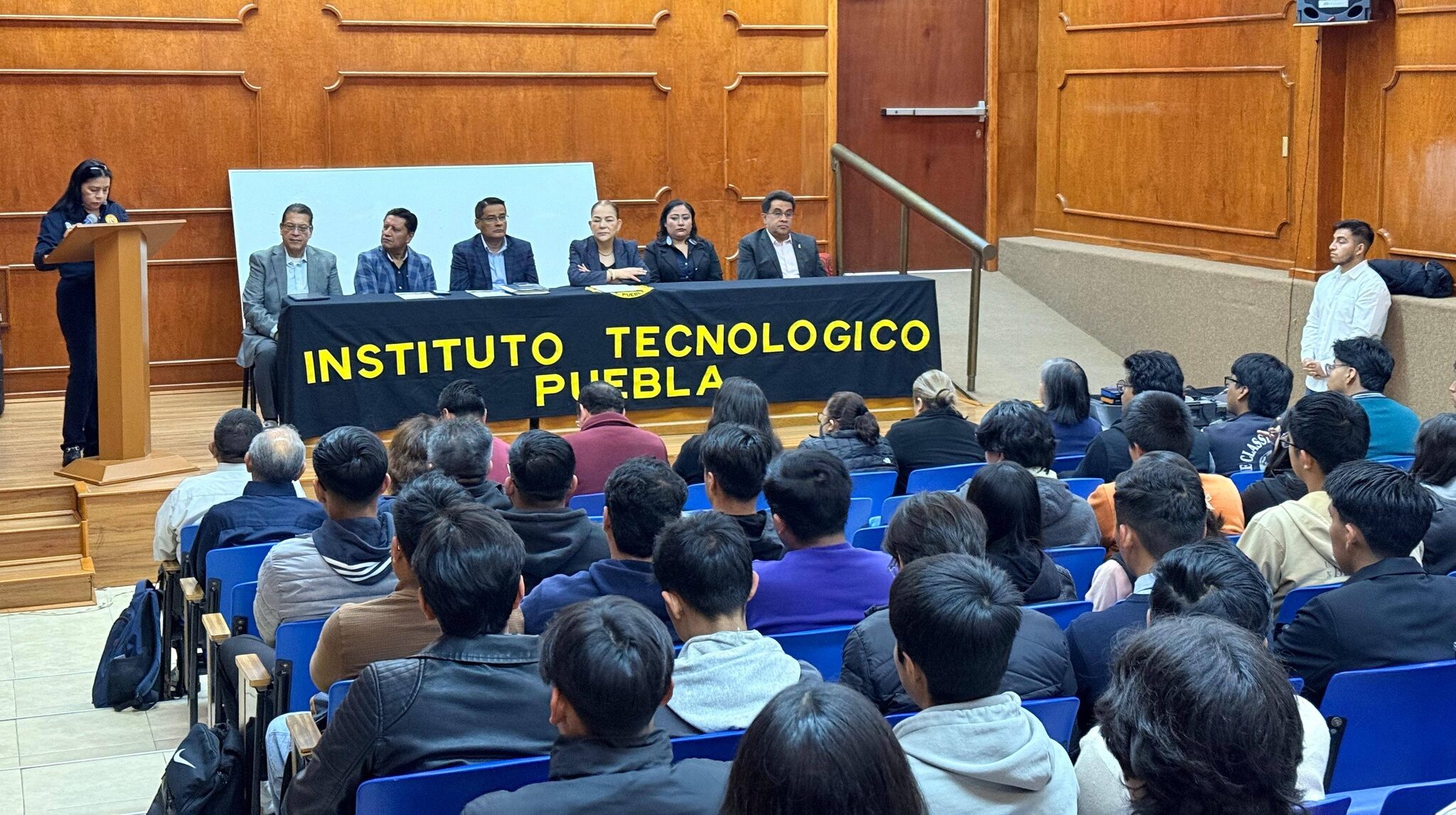 Se inaugura el Concurso de Programación en el TECNM Puebla.